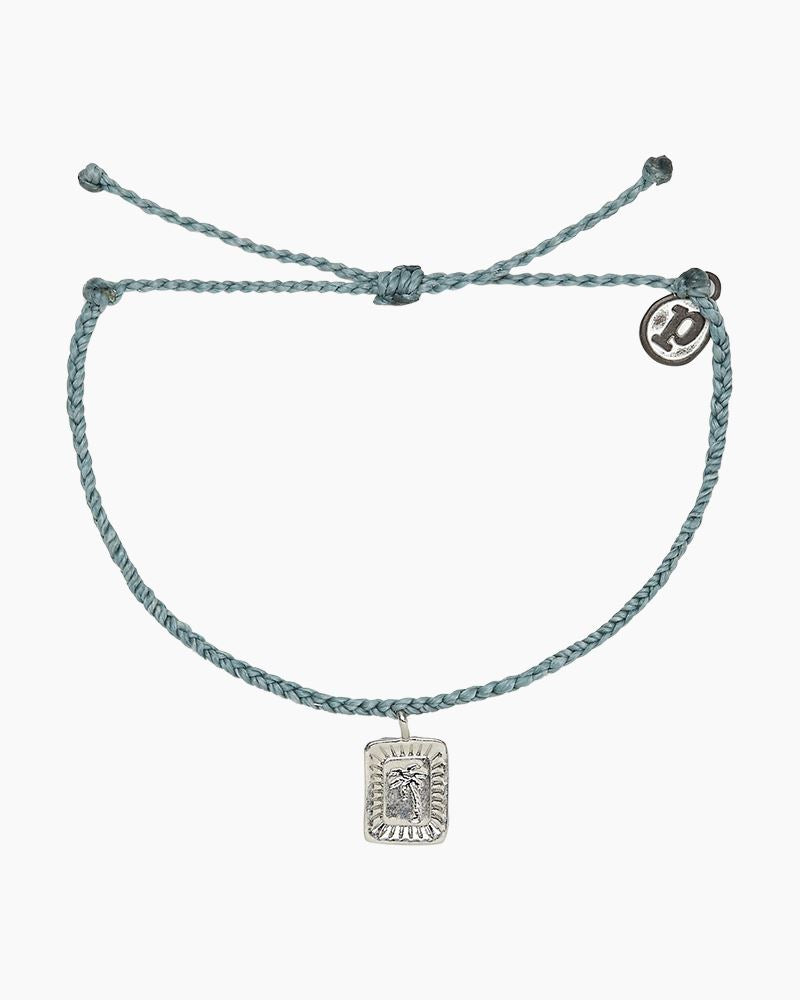 Bracelet Pura Vida Palm Burst en argent avec breloque, bleu fumé.