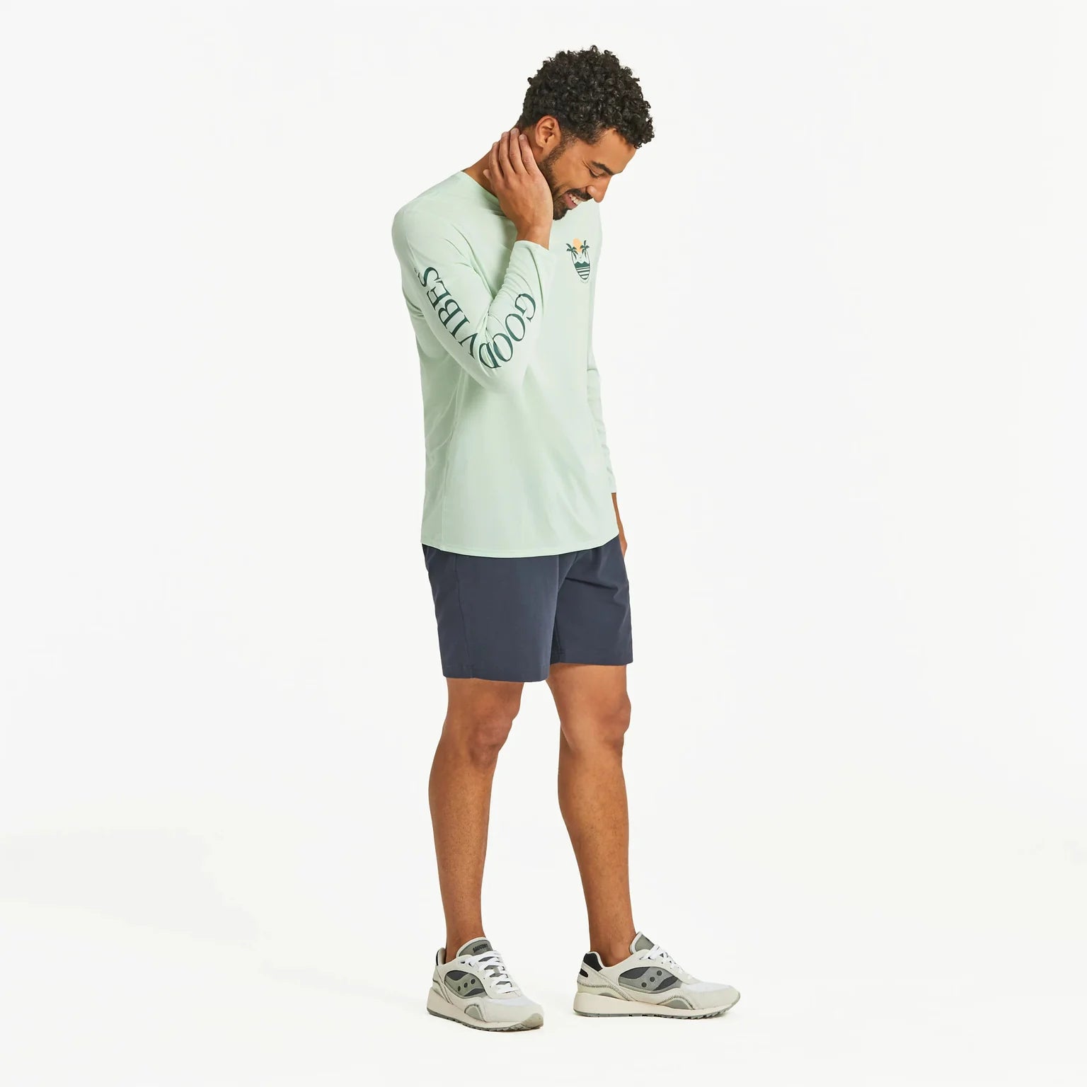 Life is Good M LS Sun Crusher Small Palms SAGE GREEN