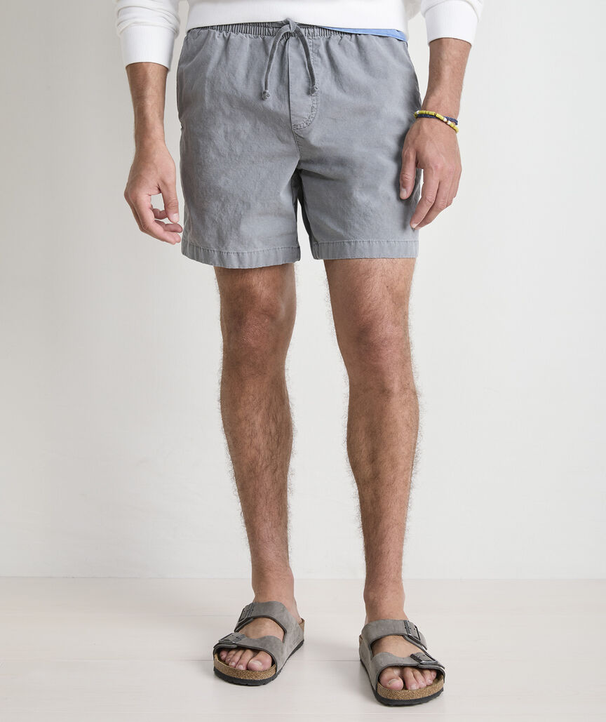 Short de plage Vineyard Vines M 7" Surfside à enfiler, gris anthracite.