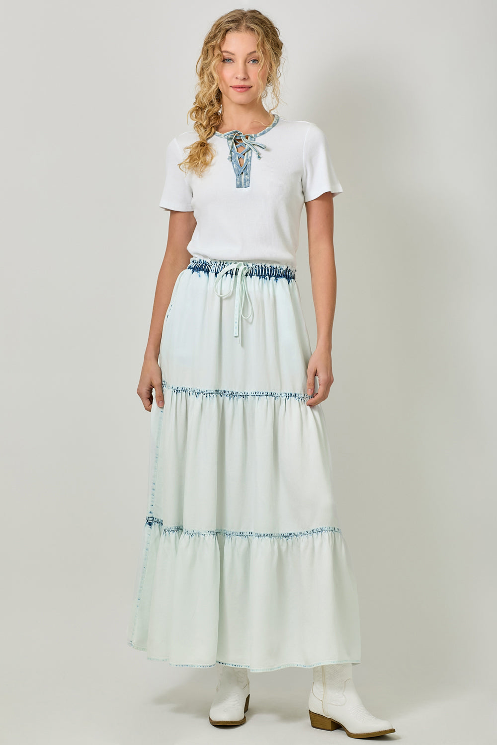 Mystree W Lace Up Neck Top OFF WHITE