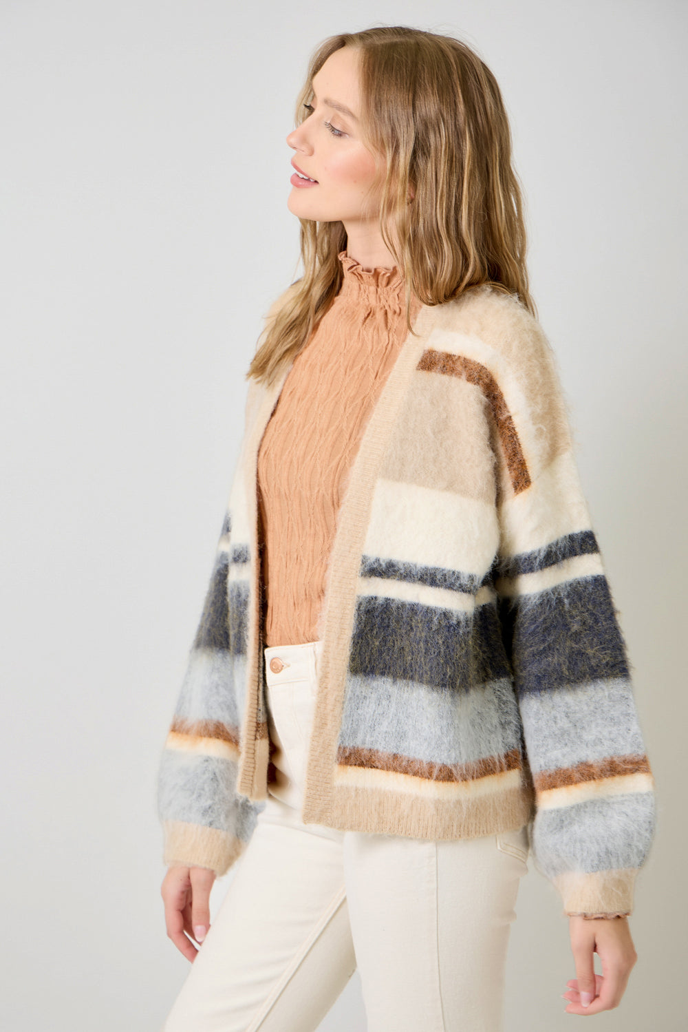 Mystree W Fuzzy Color Block Cardigan IVORY / OATMEAL