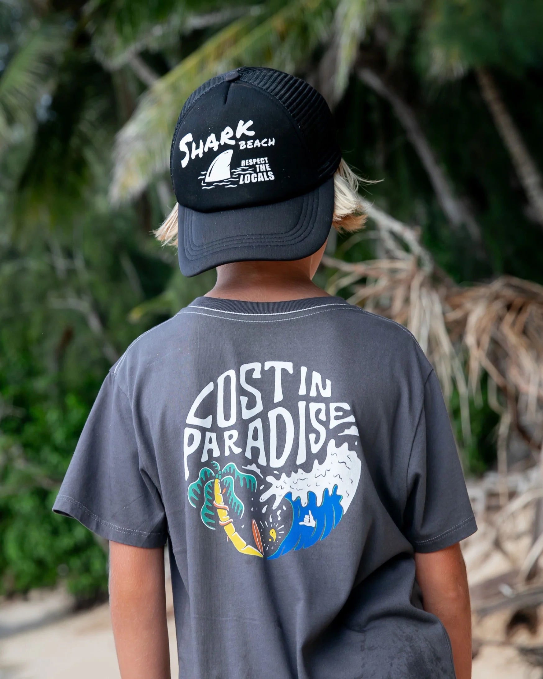 Feather 4 Arrow Boys Shark Beach Trucker Hat BLACK
