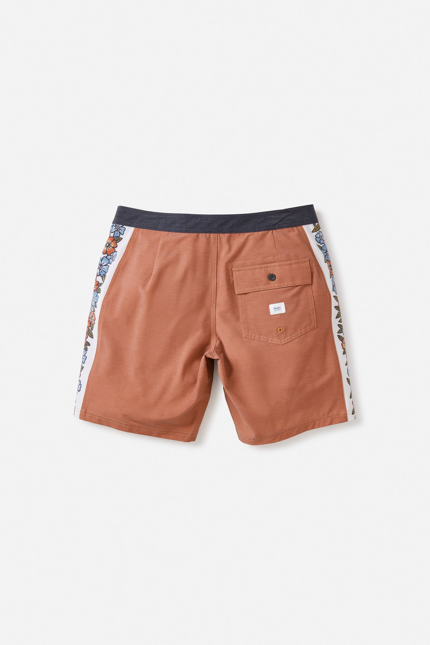 Katin M Vine Trunk RED CLAY