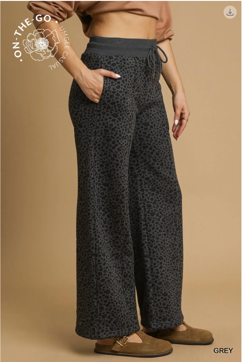Umgee W Animal Print High Waisted Sweatpants GREY