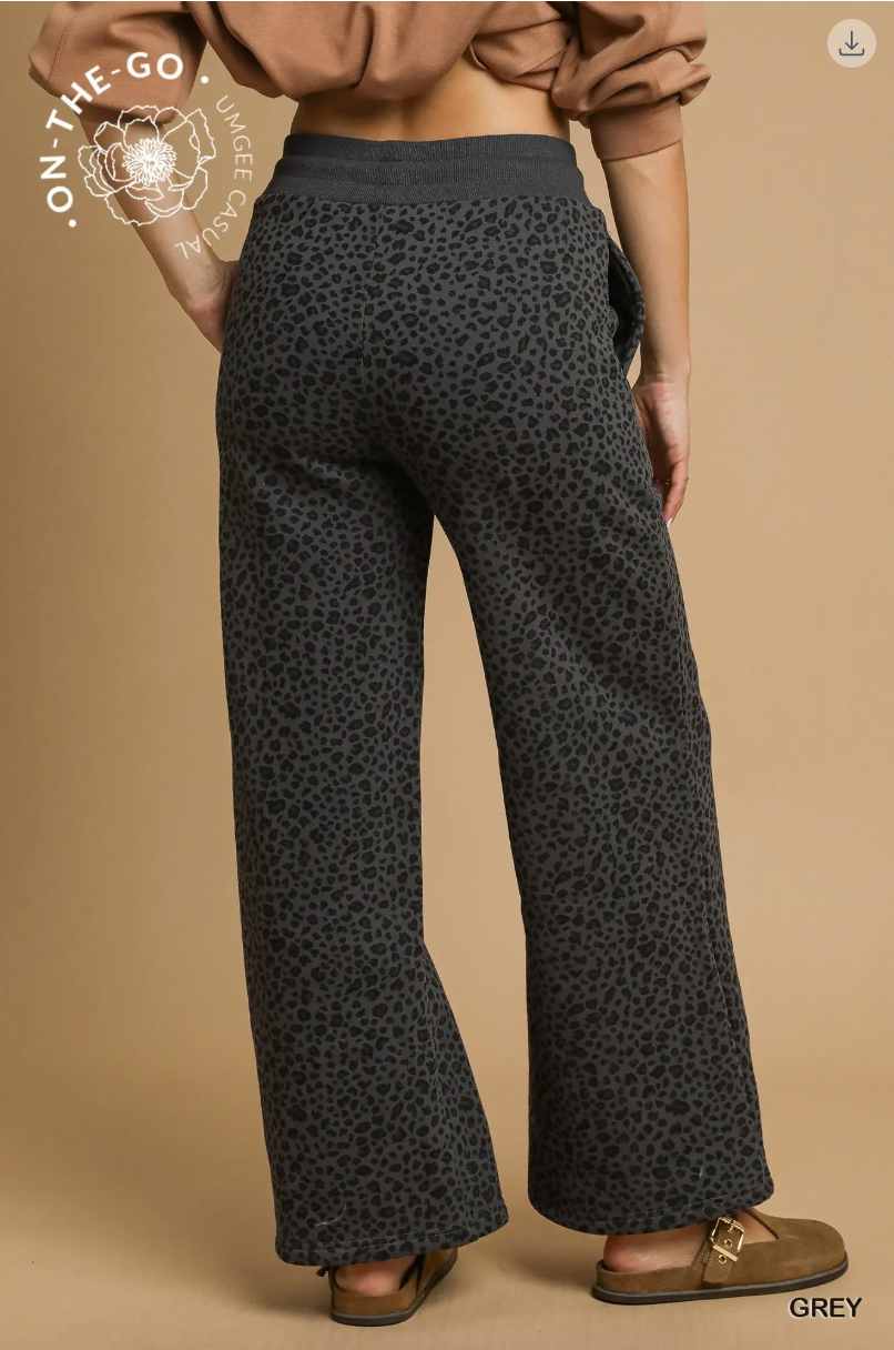 Umgee W Animal Print High Waisted Sweatpants GREY