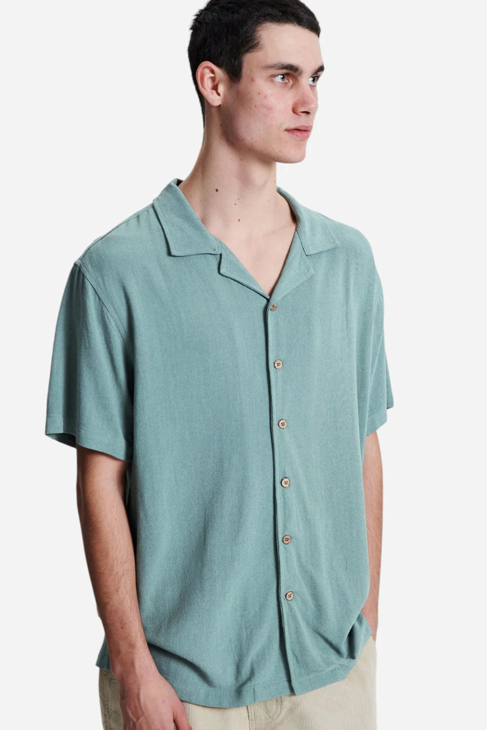 Critical Slide M SS Ernie Resort Shirt SEAGRASS