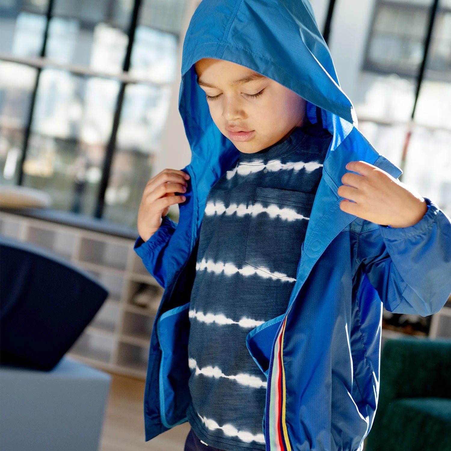 Magnetic Me Nylon Windbreaker BLUE COLORBLOCK