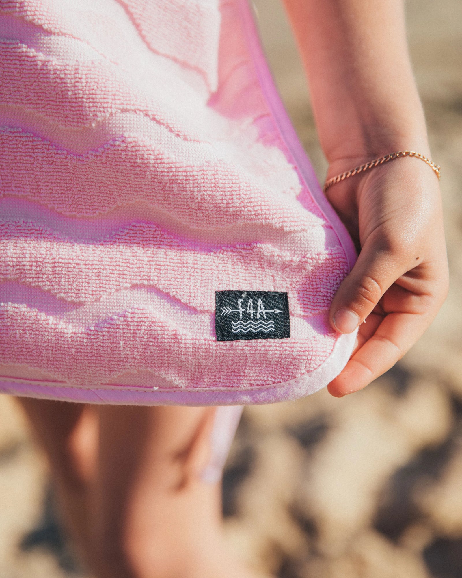 Feather 4 Arrow Girls El Ray Wave Poncho FAIRY TALE PINK