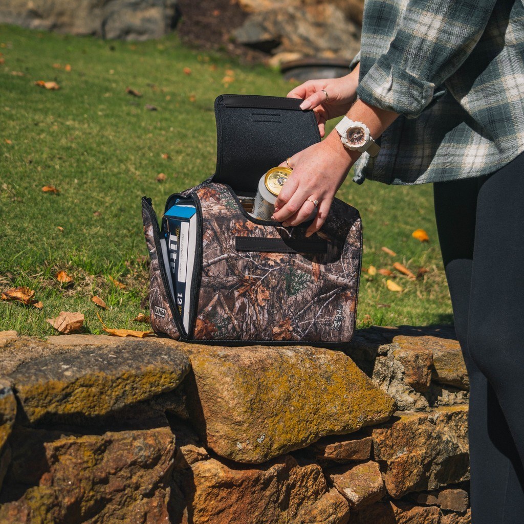 Kanga Cooler Kase Mate 12 Pack REALTREE