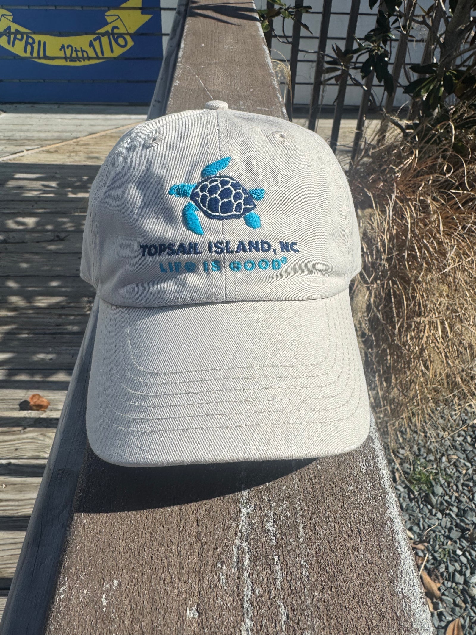 Life Is Good Chill Cap Topsail Island Turtle Shell BIRCH WHITE