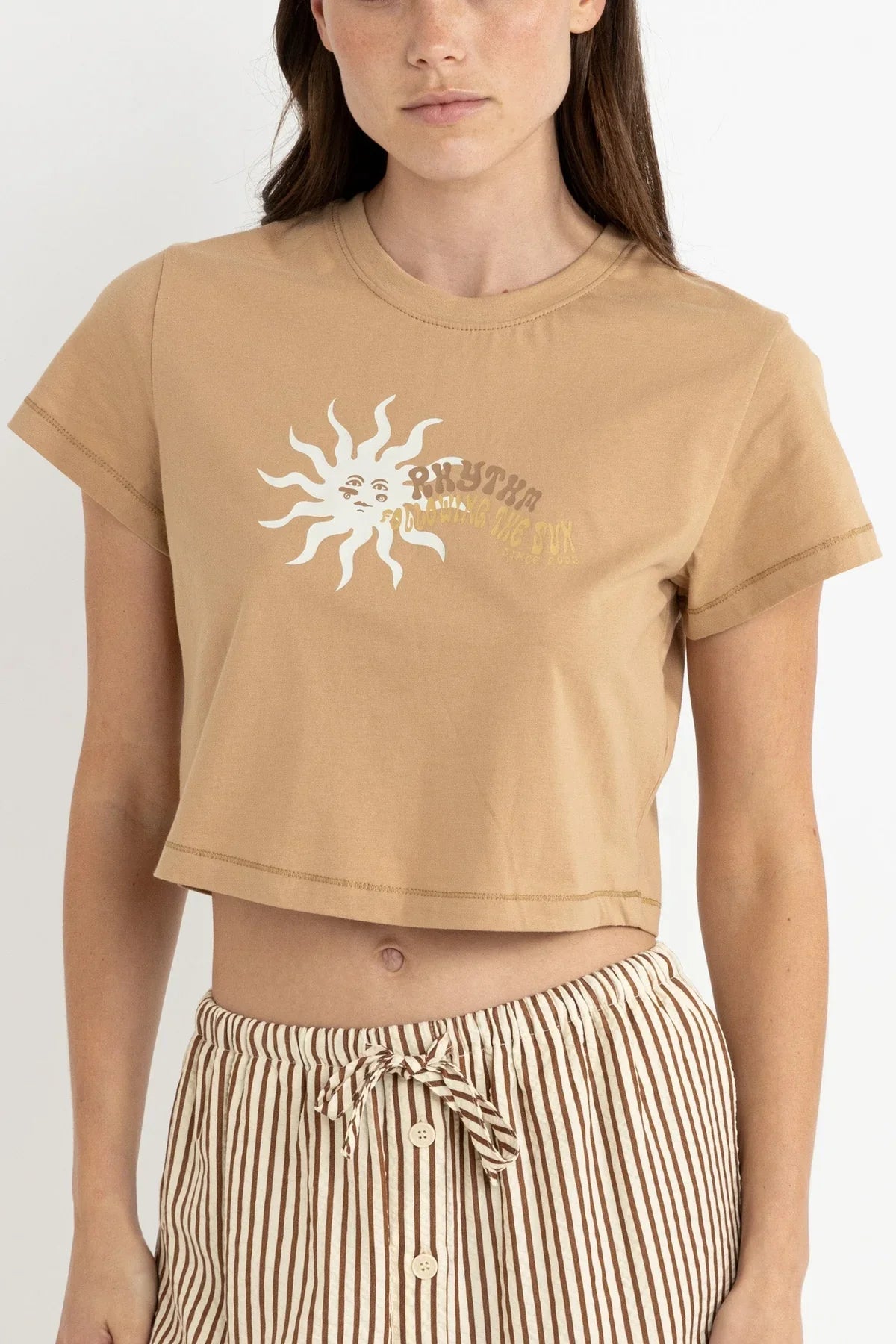 Rhythm W SS Follow The Sun Crop Crew Tee SAND