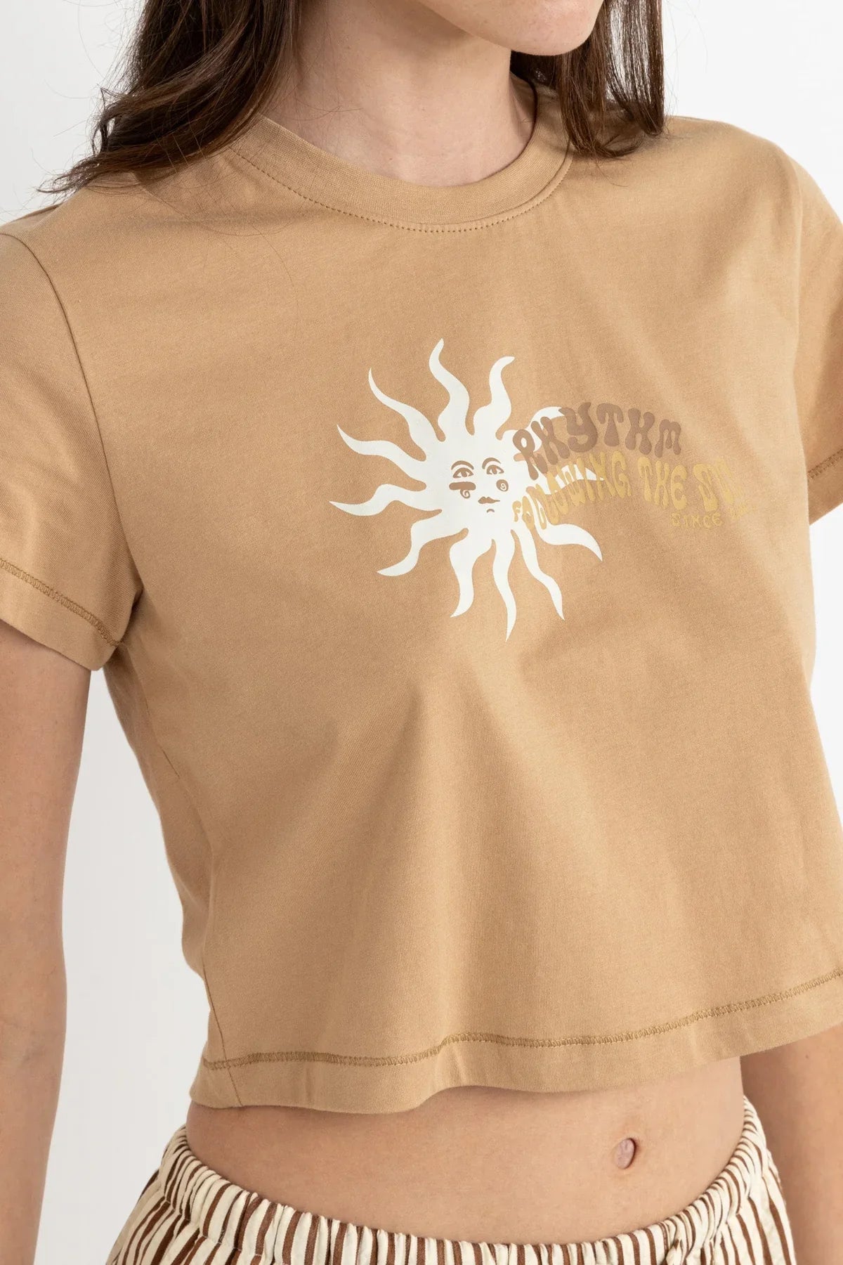 Rhythm W SS Follow The Sun Crop Crew Tee SAND