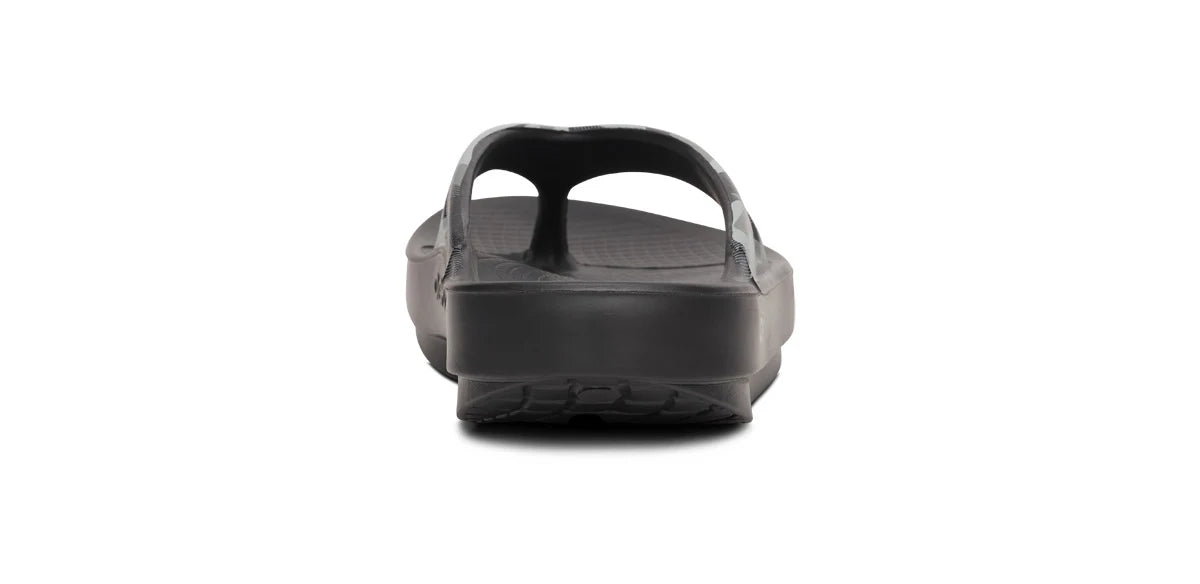 OOFOS OOriginal Sport Thong Sandal NIGHT CAMO