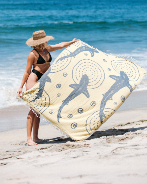 Sand Cloud Shiver - Discovery Beach Towel LG BLACK