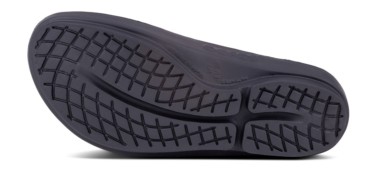 OOFOS W OOlala Luxe Thong Sandal LATTE
