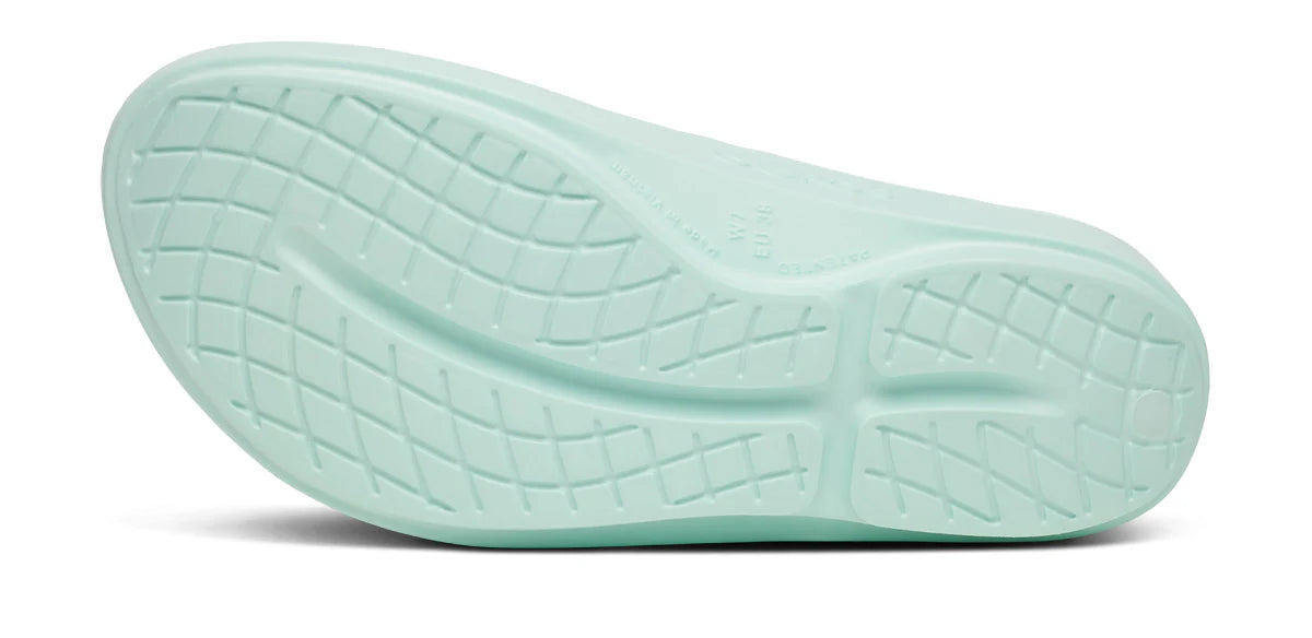 OOFOS W OOlala Limited Thong Sandal MINT