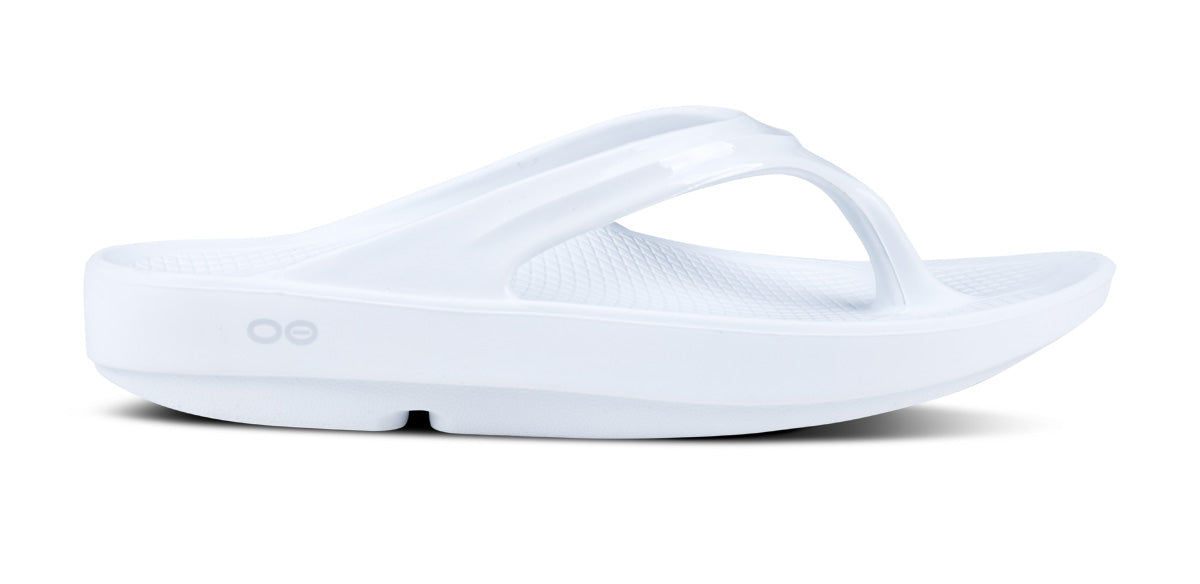 OOFOS W OOlala Thong Sandal WHITE