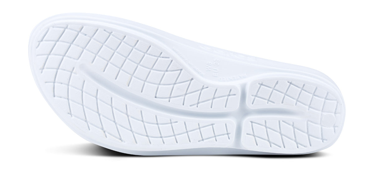 OOFOS W OOlala Thong Sandal WHITE