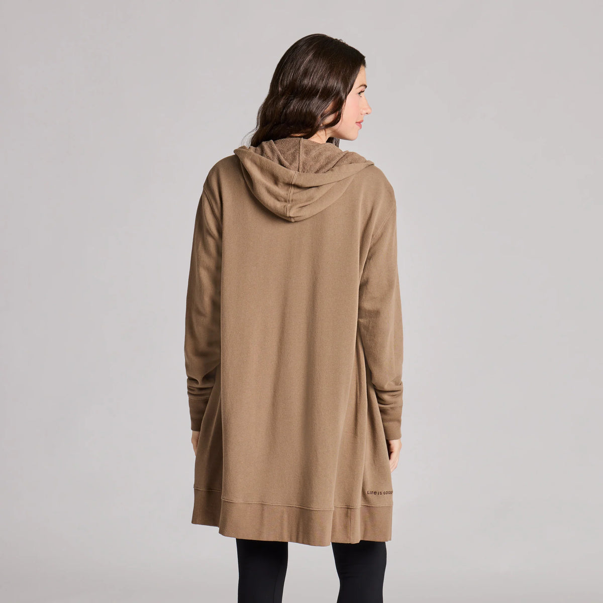 Life Is Good W French Terry Beyond the Hip Hoodie MUSHROOM BROWN