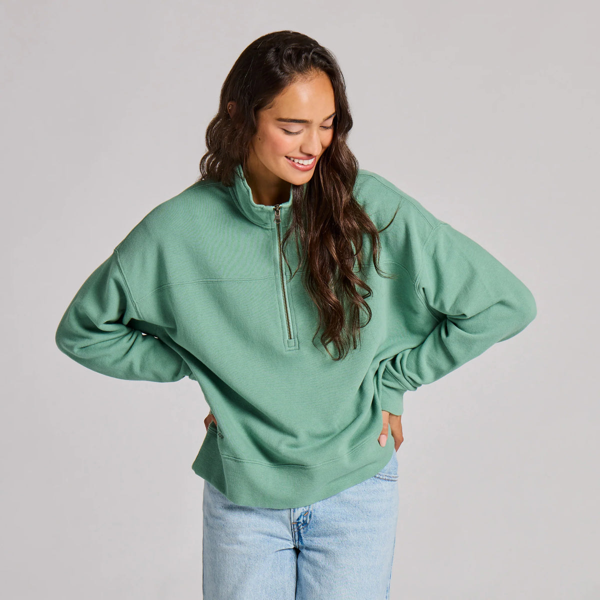 Life Is Good W French Terry Boxy 1/4 Zip GRANITE GREEN