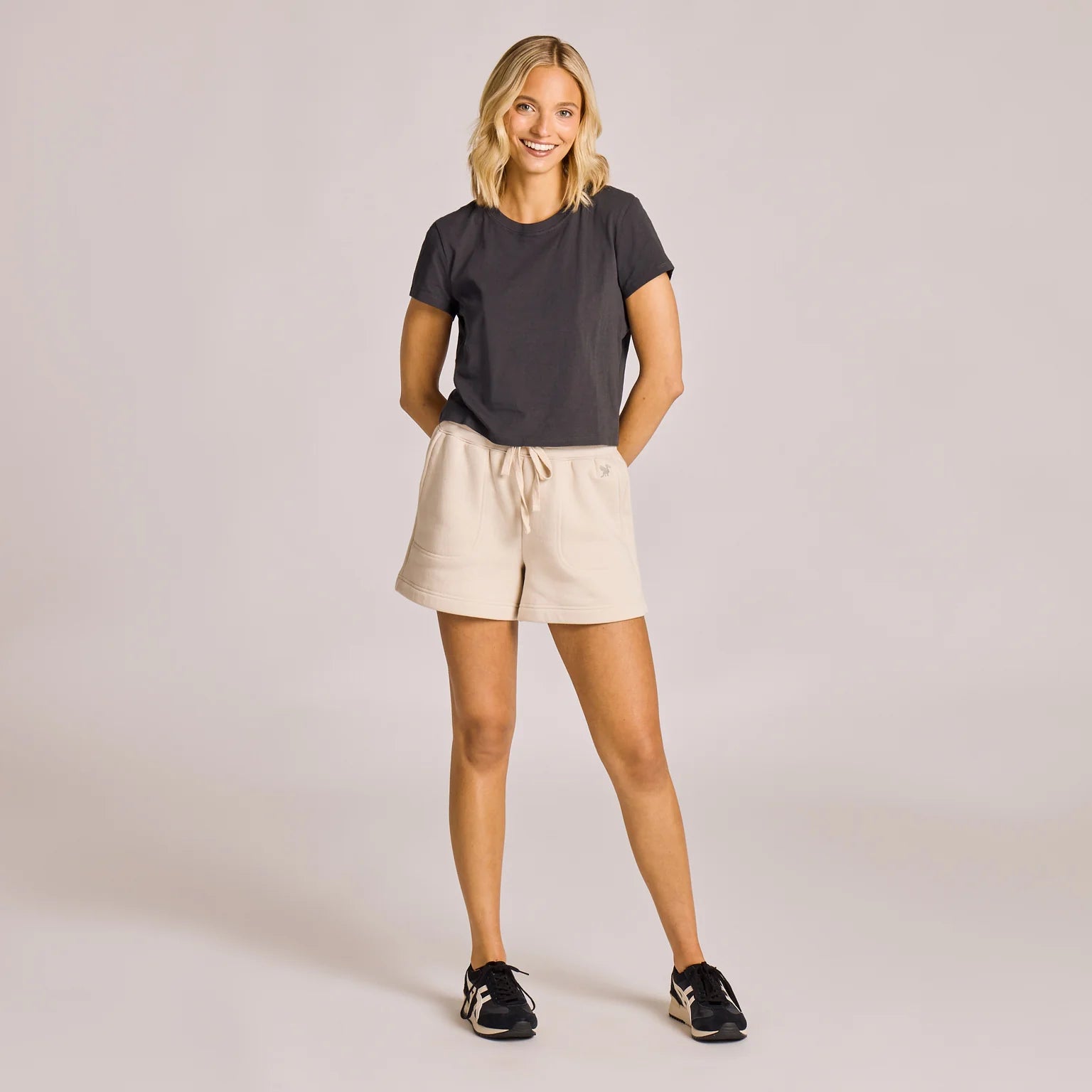 Life is Good W Good Vibes Fleece Short BIRCH WHITE