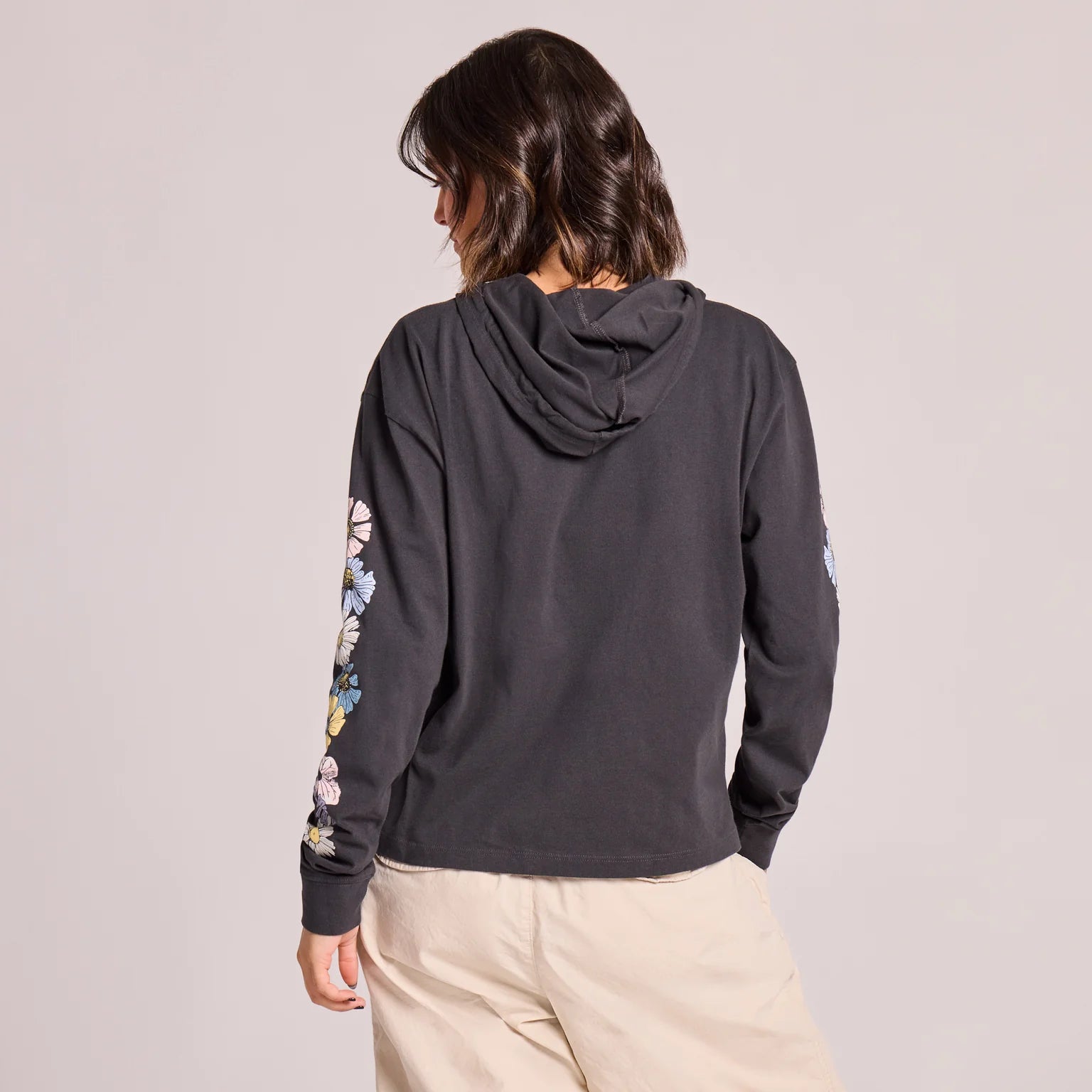 Life is Good W LS Crusher Boxy Row of Wildflowers Hoodie FADED BLACK