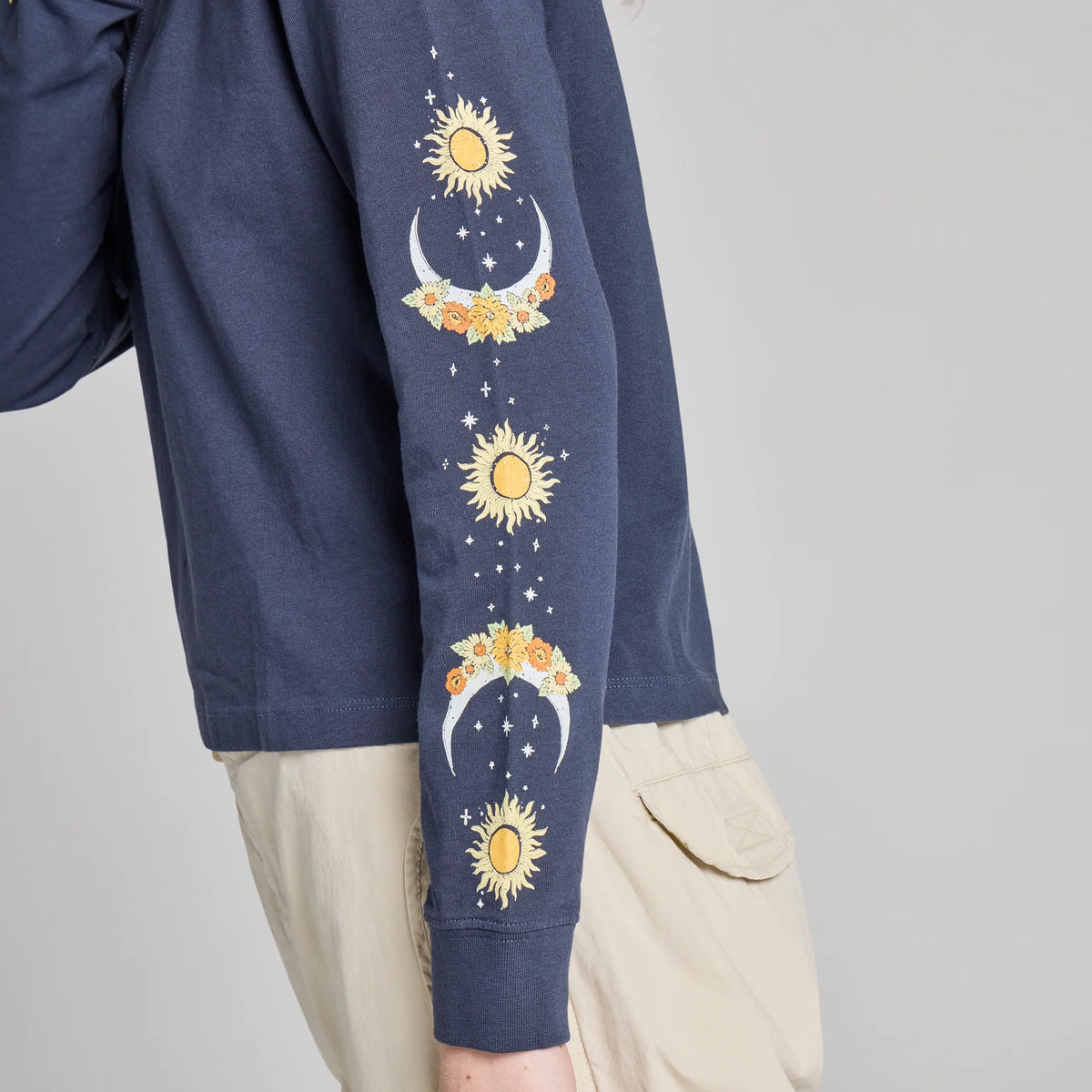 Life is Good W Crusher Boxy Hoodie Autumn Celestial Moon INKWELL BLUE