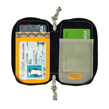 Chums Reversi Wallet GEO DOTS