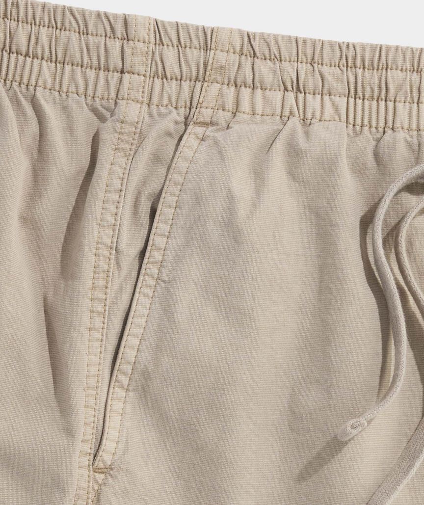 Vineyard Vines M 7