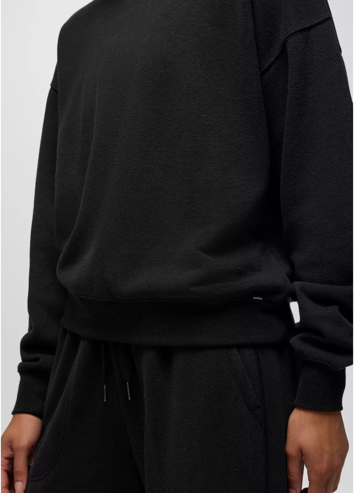prAna W Cozy Up Crew Sweatshirt BLACK