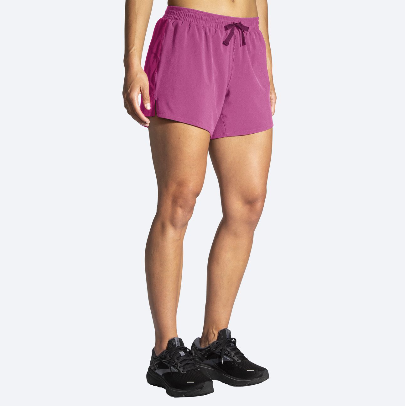 Brooks W Moment 5" Short FROSTED MAUVE/MAUVE