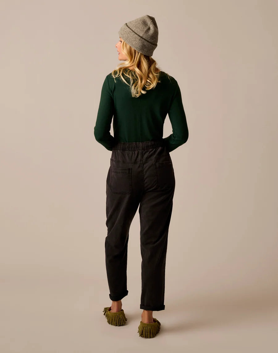 Carve Designs W LS Lea Tissue Crewneck DARK PINE