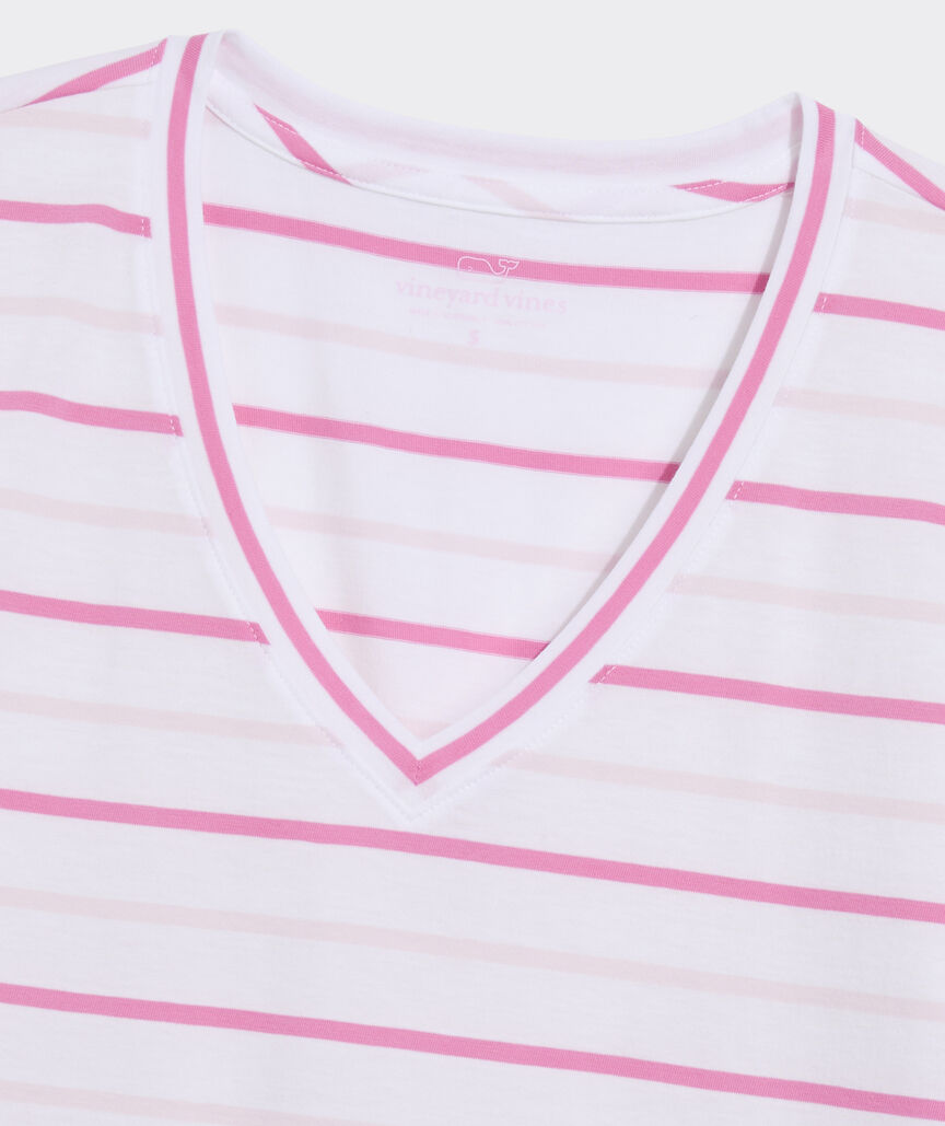 Vineyard Vines W SS Supima Jersey V-Neck Tee STRIPE BAHAMA BREEZE