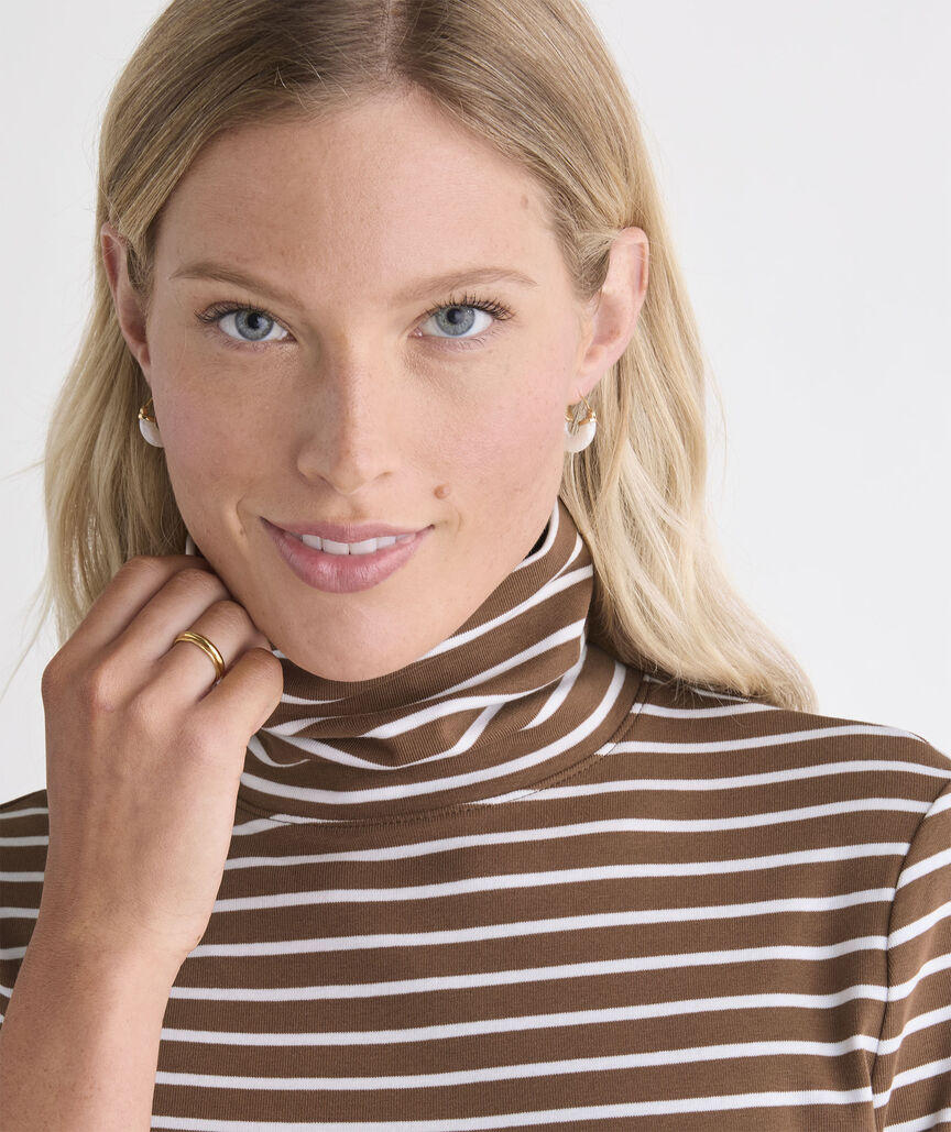 Vineyard Vines W Rib Turtleneck COCONUT STRIPE