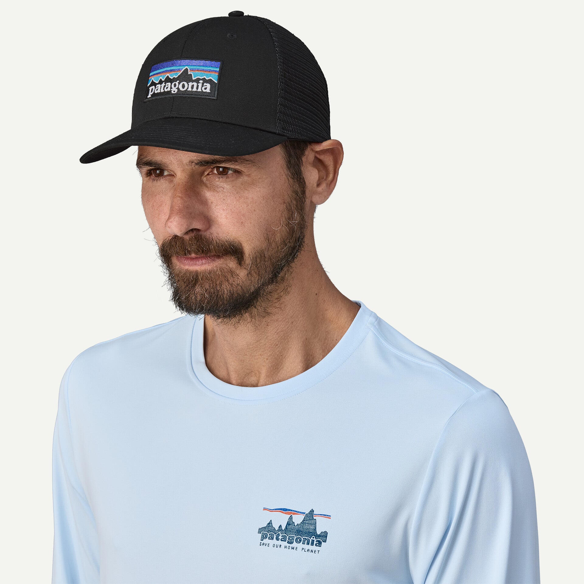 Patagonia P-6 Logo Trucker Hat BLACK