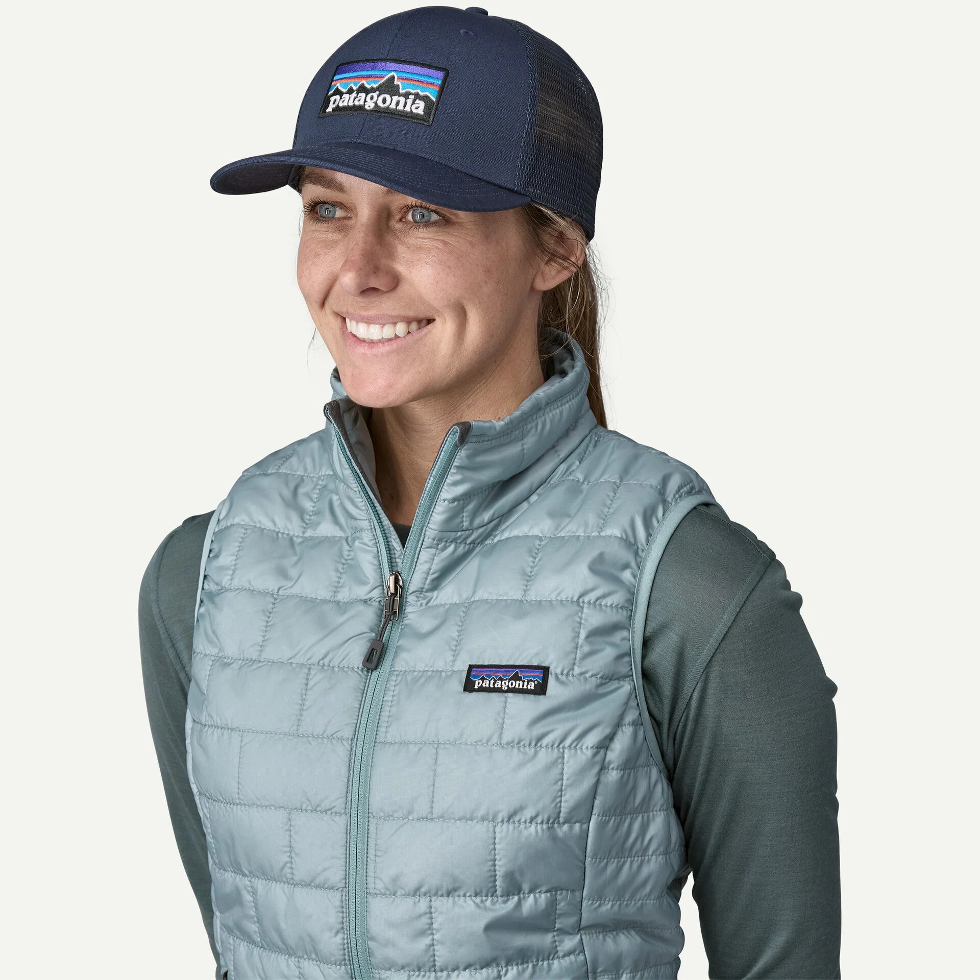 Patagonia P-6 Logo Trucker Hat NEW NAVY