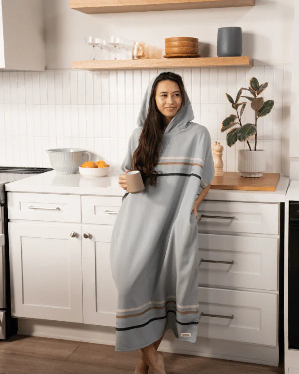 Sand Cloud M Border Classic Stripe Poncho GREY