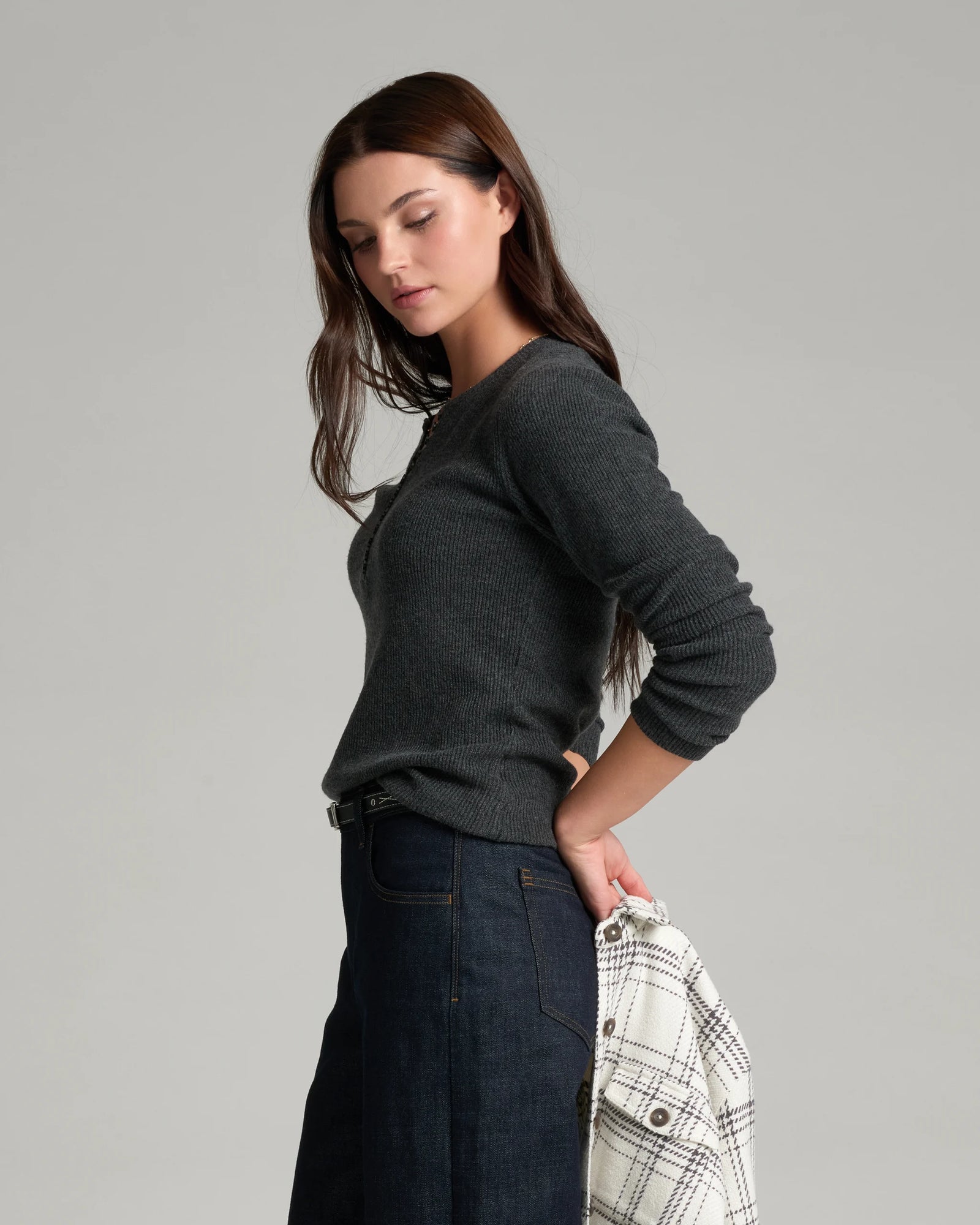 KUHL W Vesper Henley Sweater SMOKE