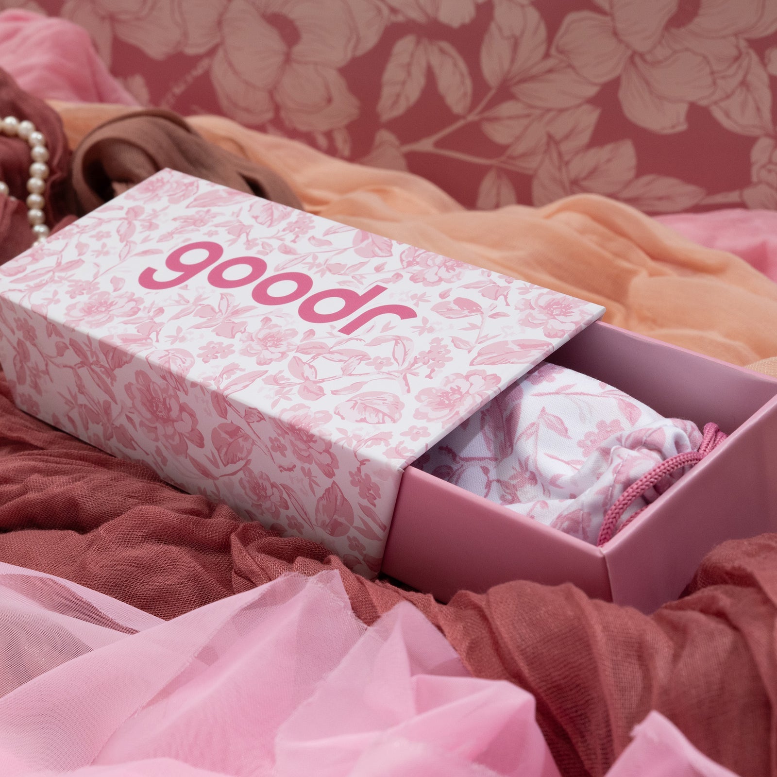 Goodr Glam G My Teapot Spouts Gossips