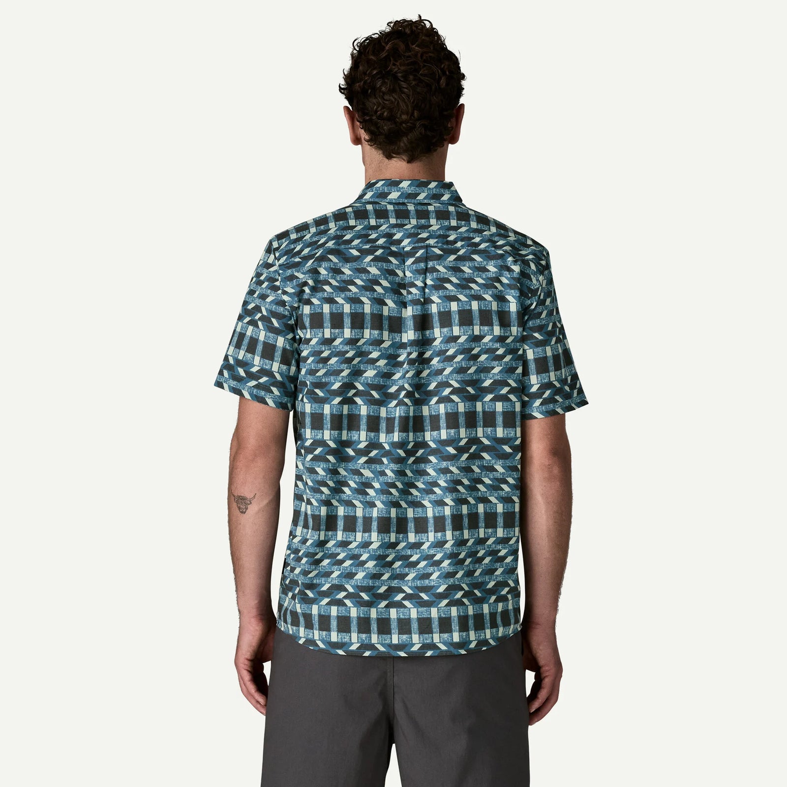 Patagonia M SS Go To Shirt CLIMBING STRIPE STILL BLUE