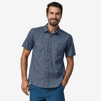 Patagonia M SS Back Step Shirt TINY ISLANDS: UTILITY BLUE