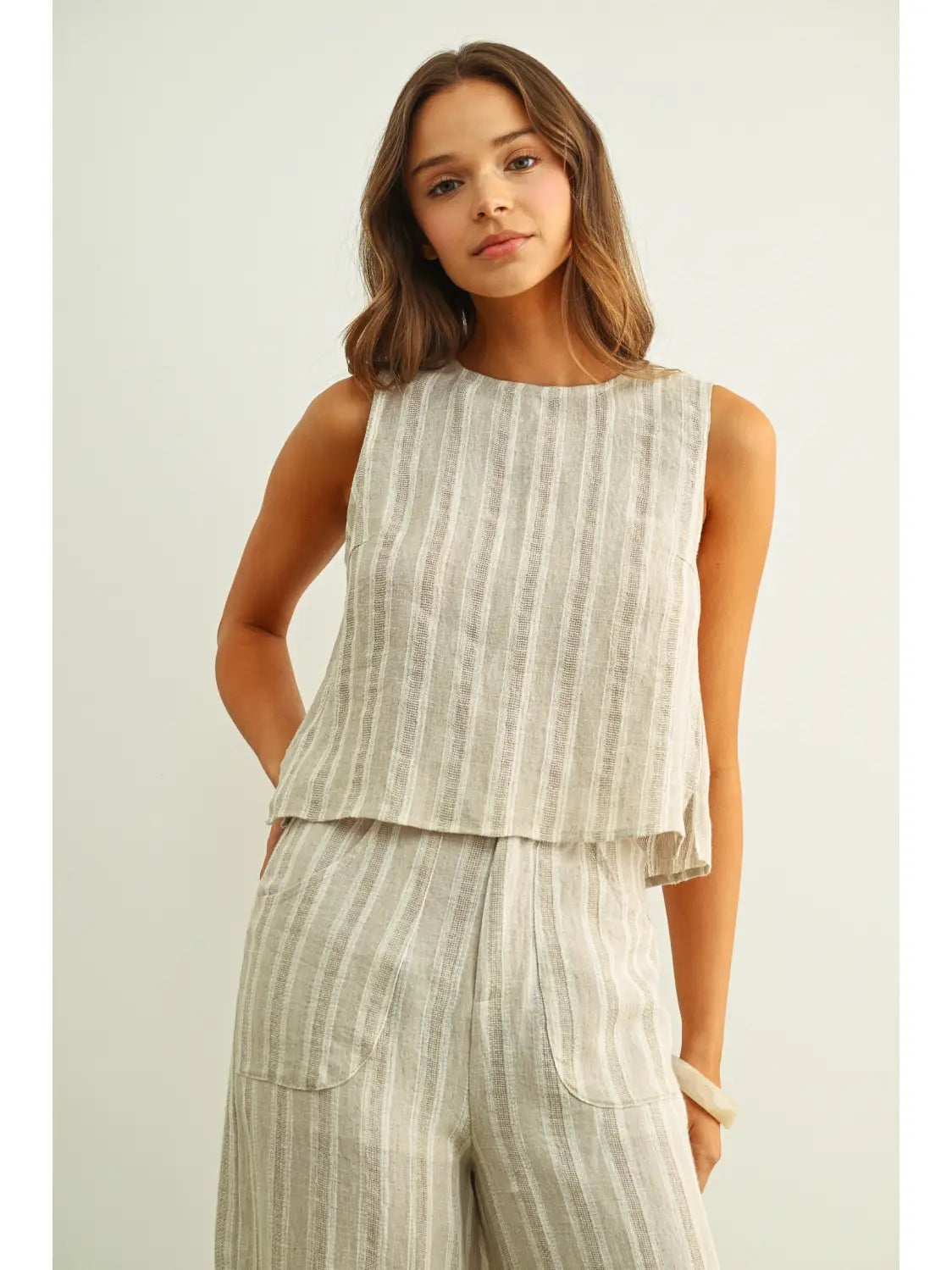 Miou Muse W Jacquard Linen Twist Back Top WHITE