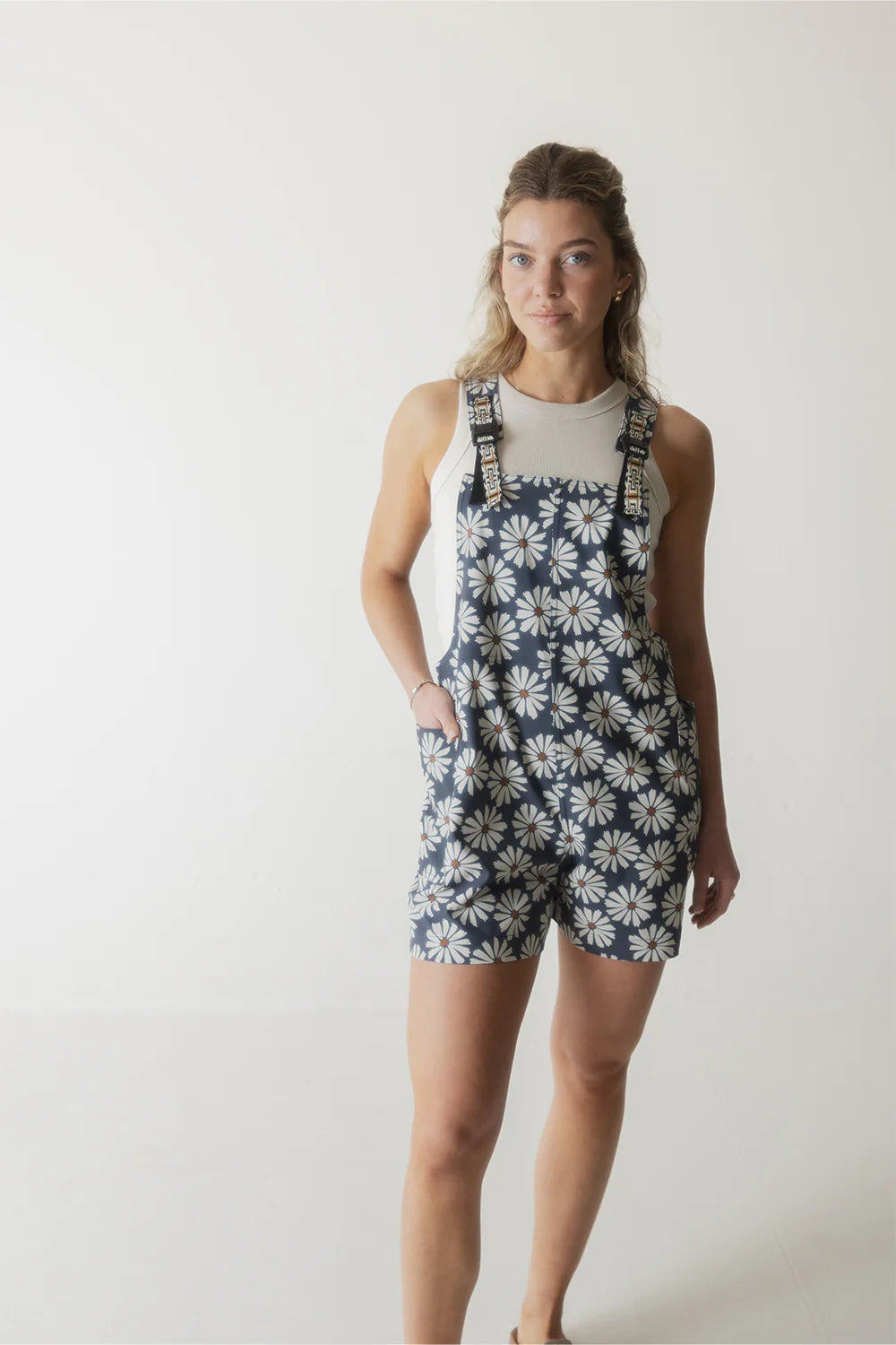 KAVU W Montanita Overalls DAISY LOVE