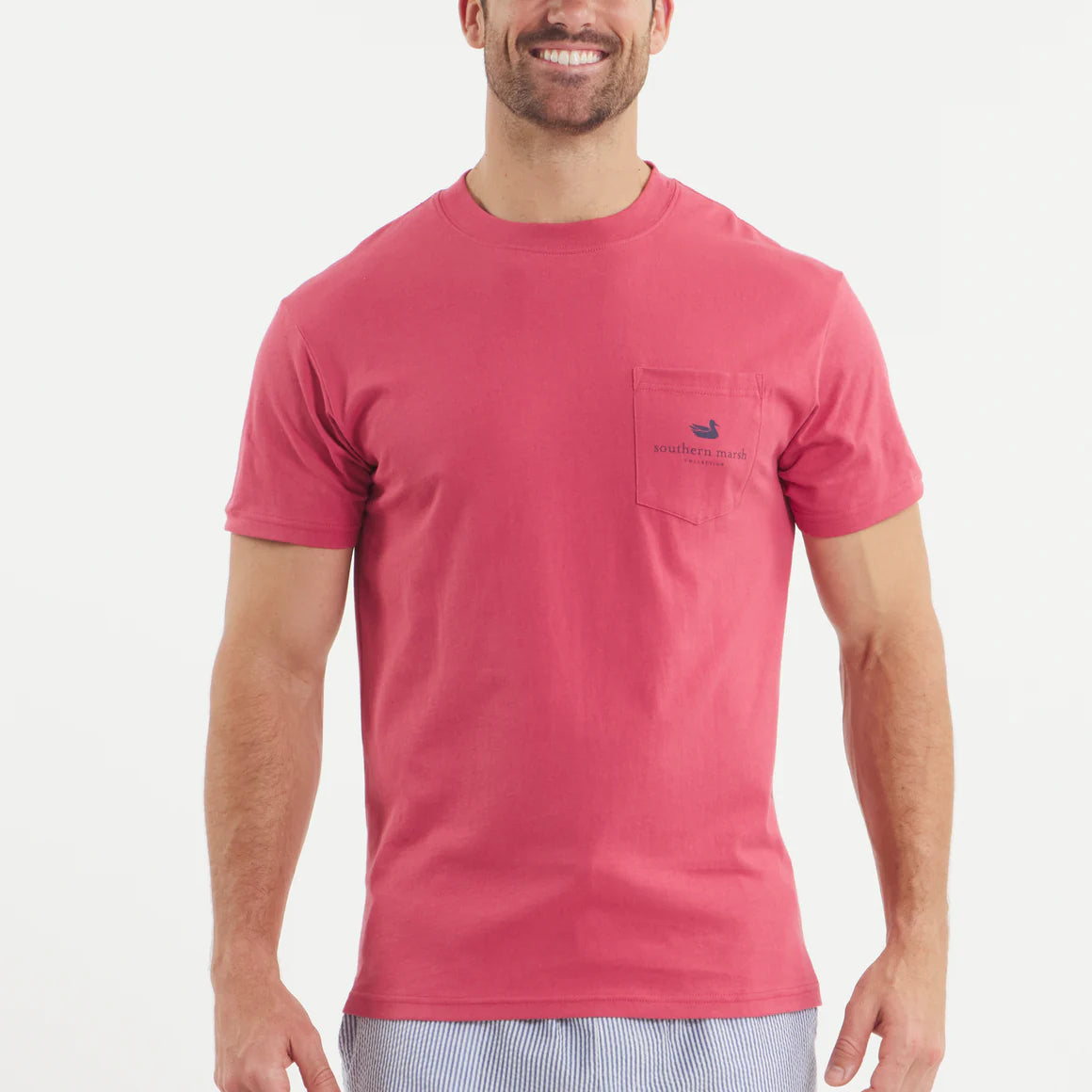 Southern Marsh M SS Regatta Sails Tee RHUBARB