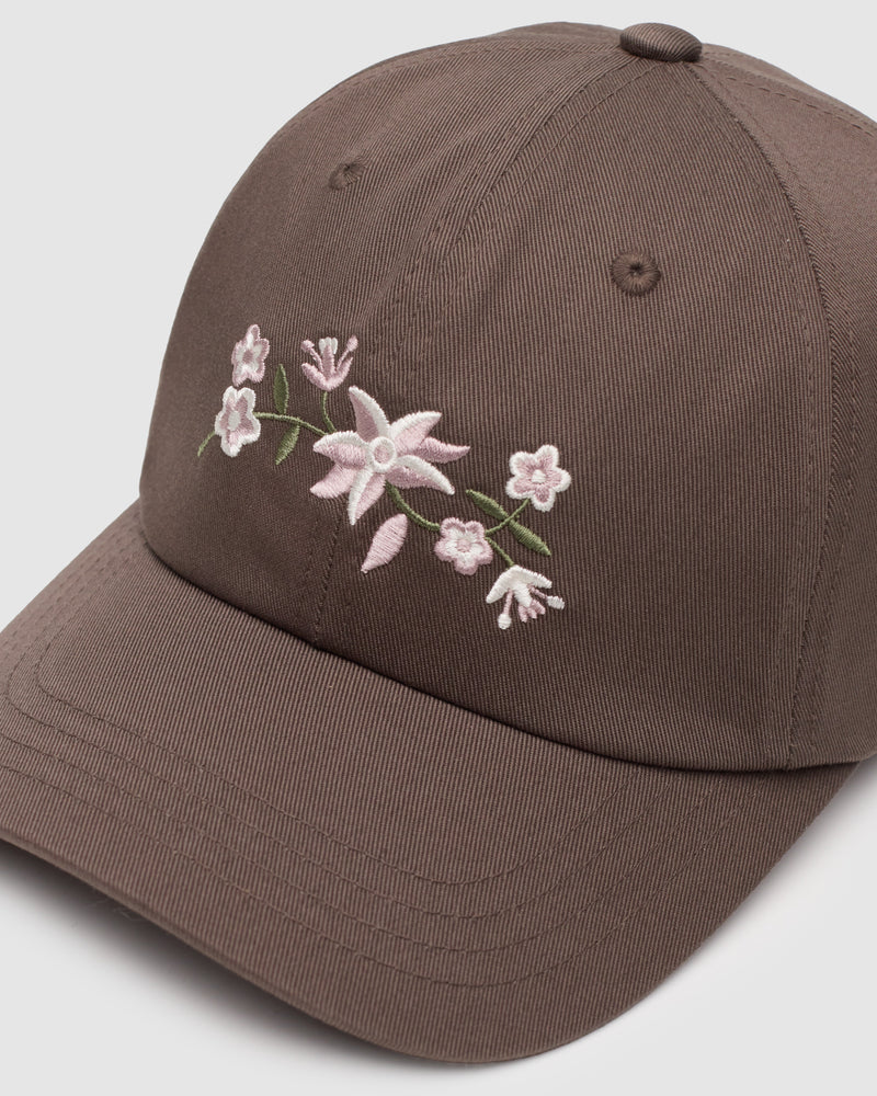 tentree Vine Floral Peak Hat ASHWOOD / WHITE OAK