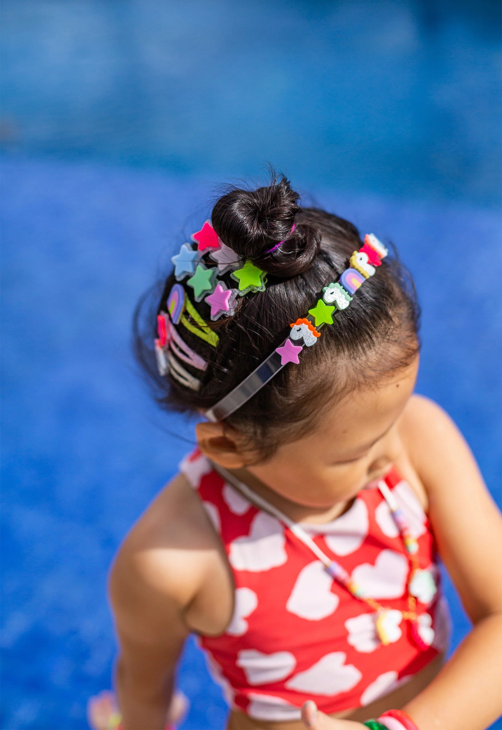 Lilies & Roses Unicorn Star Neon Snap Clip