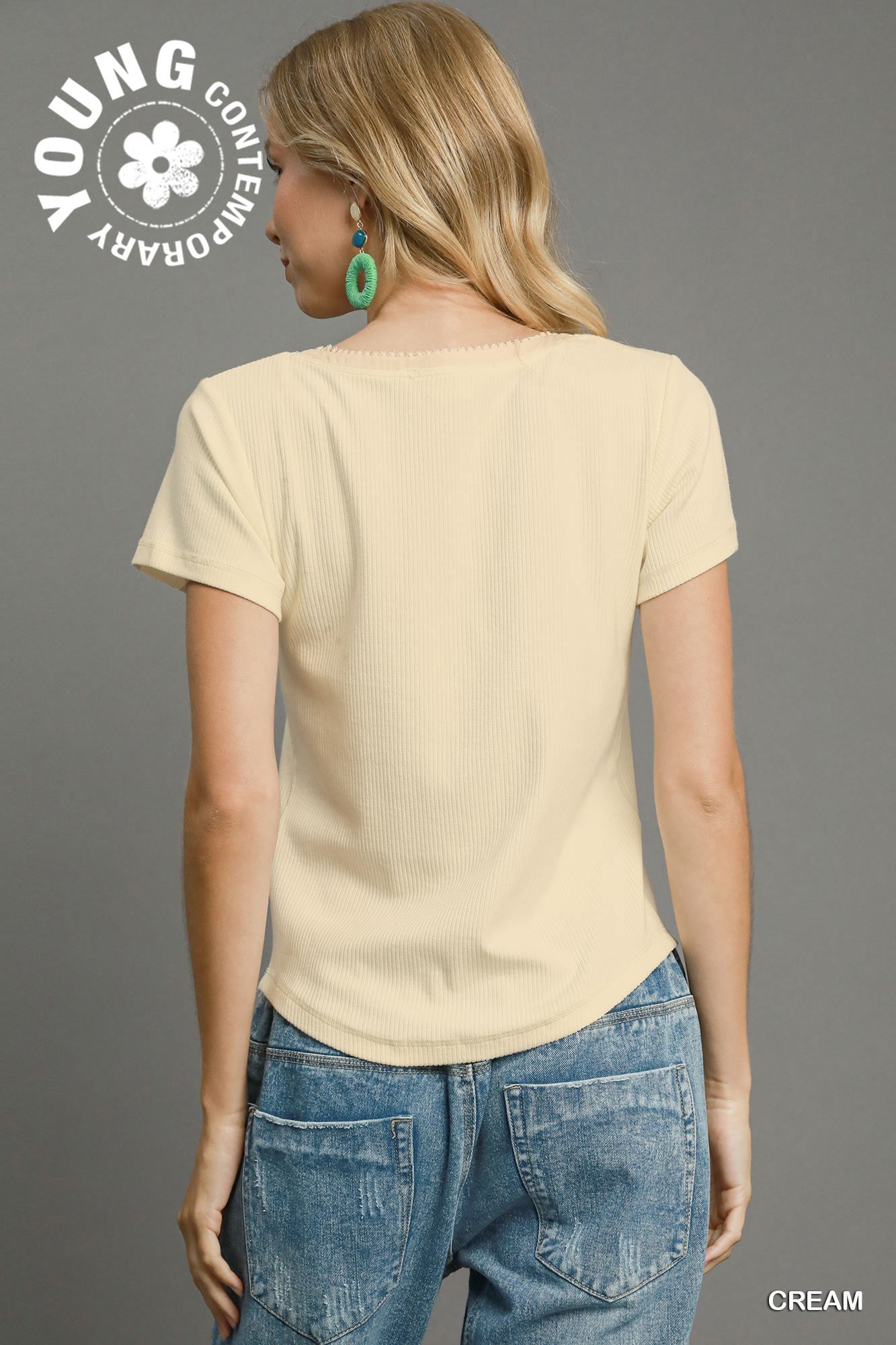 Umgee W V-Neck Fitted Henley Top CREAM