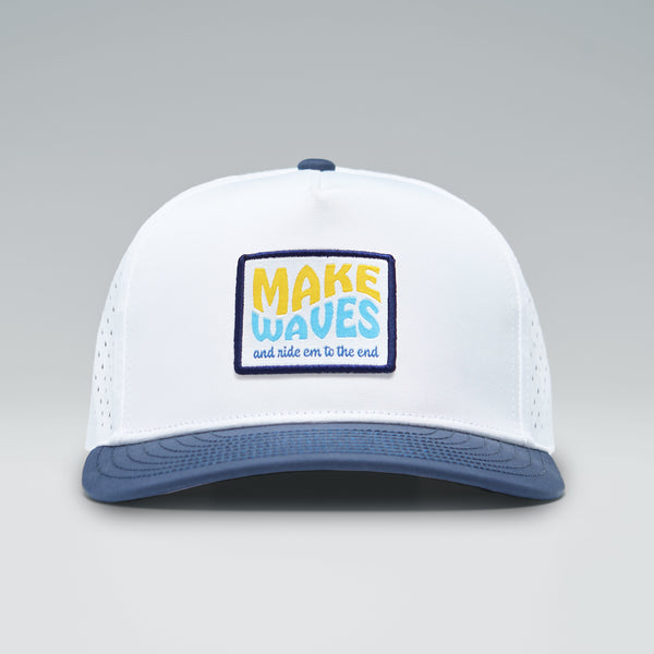 Yak Sports Waves Breakway Snapback WHITE