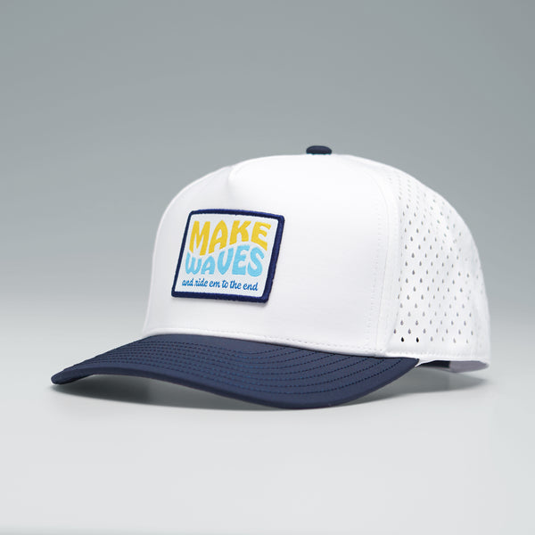 Yak Sports Waves Breakway Snapback WHITE