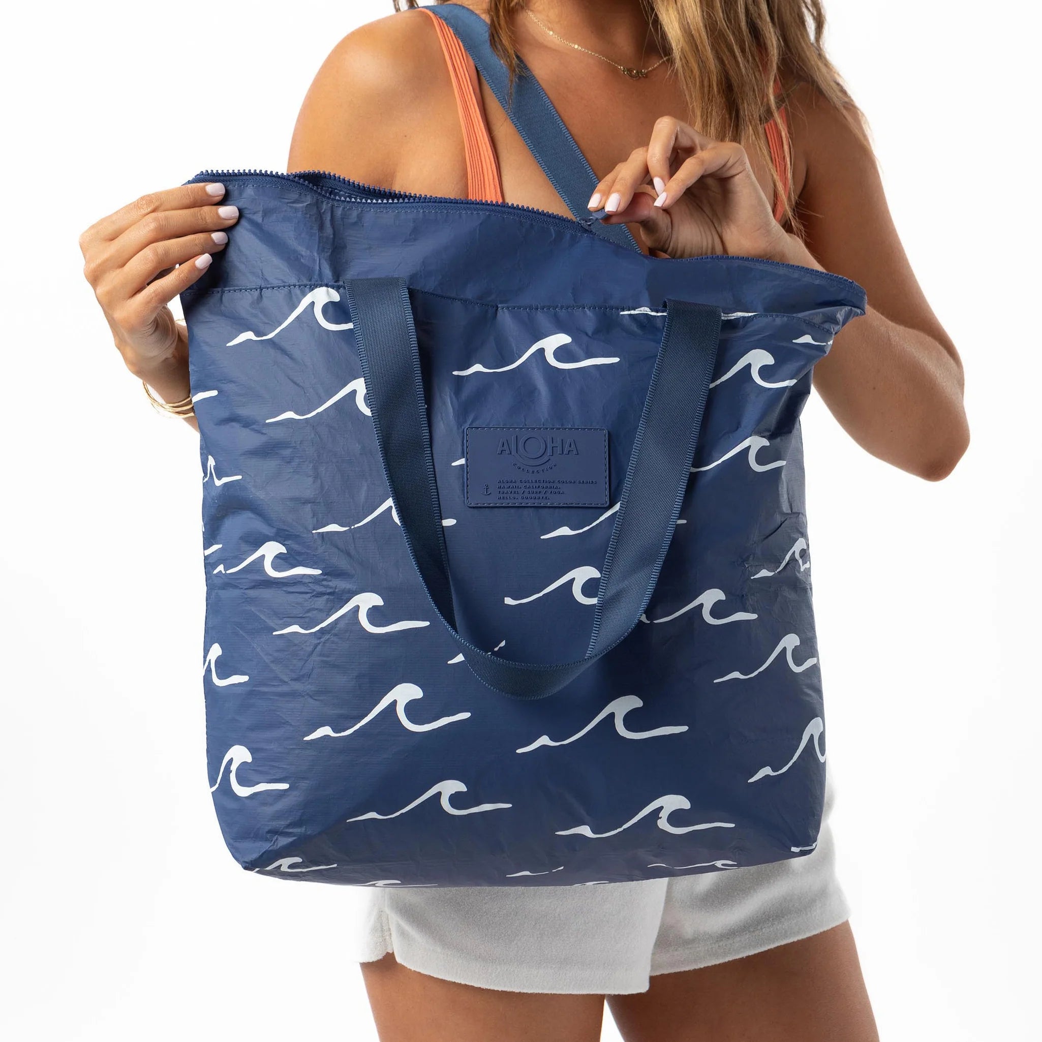 ALOHA Collection Seaside Day Tripper WHITE/NAVY